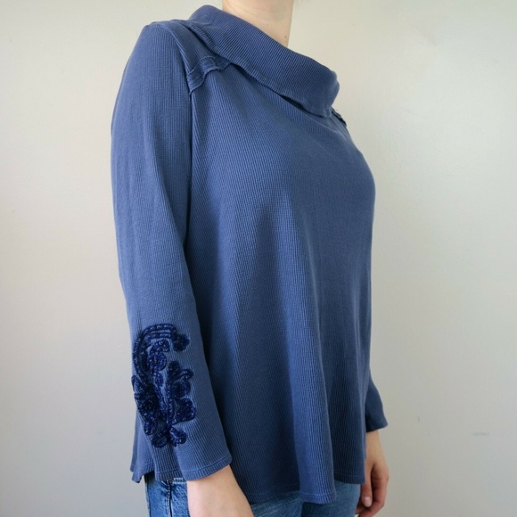 Soft Surroundings Sweaters - Soft Surroundings Embroidered Navy Thermal Size XL